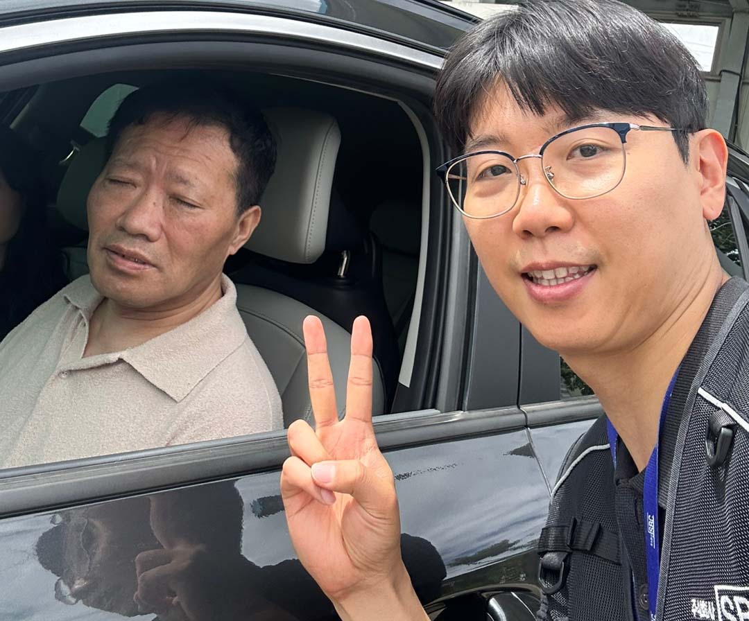 아버님을 위한 차량을 찾아 선택한 니로 중고 출고 이야기